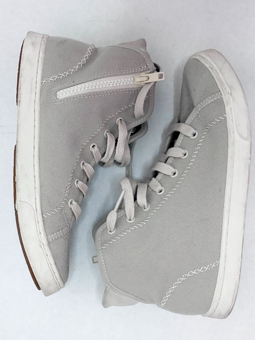 OLUKAI Pilahi Women's High Top Sneaker - 7.5 - Bone
